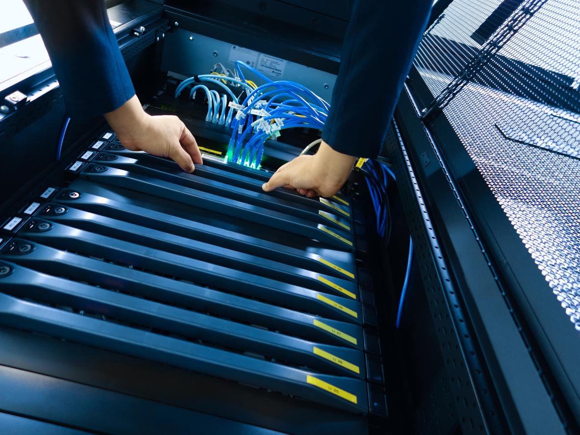 Serverracks und Hardware